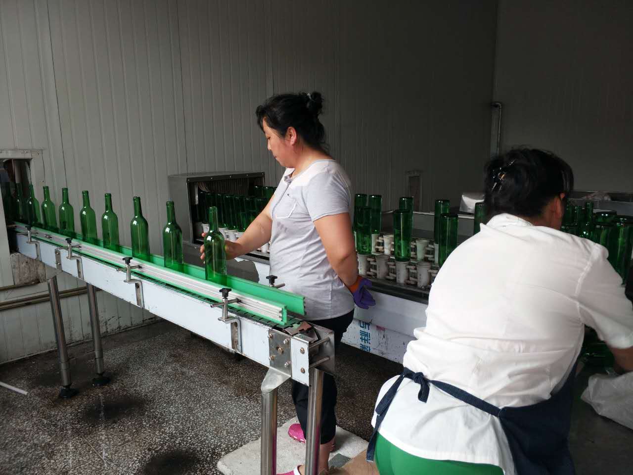 集安市紅瑯坊葡萄種植專業(yè)合作社 專業(yè)葡萄酒生產(chǎn)與加工之路